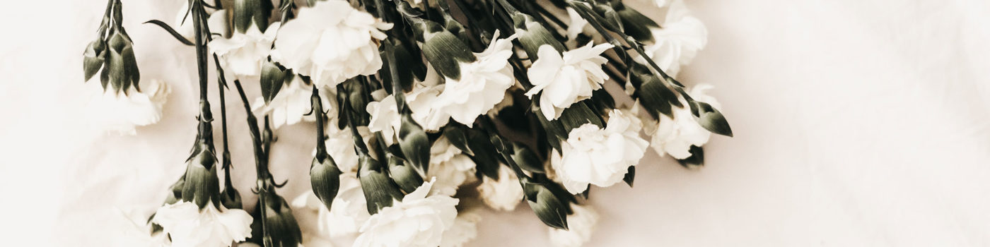 #1 Best Condolence Funeral Wreaths